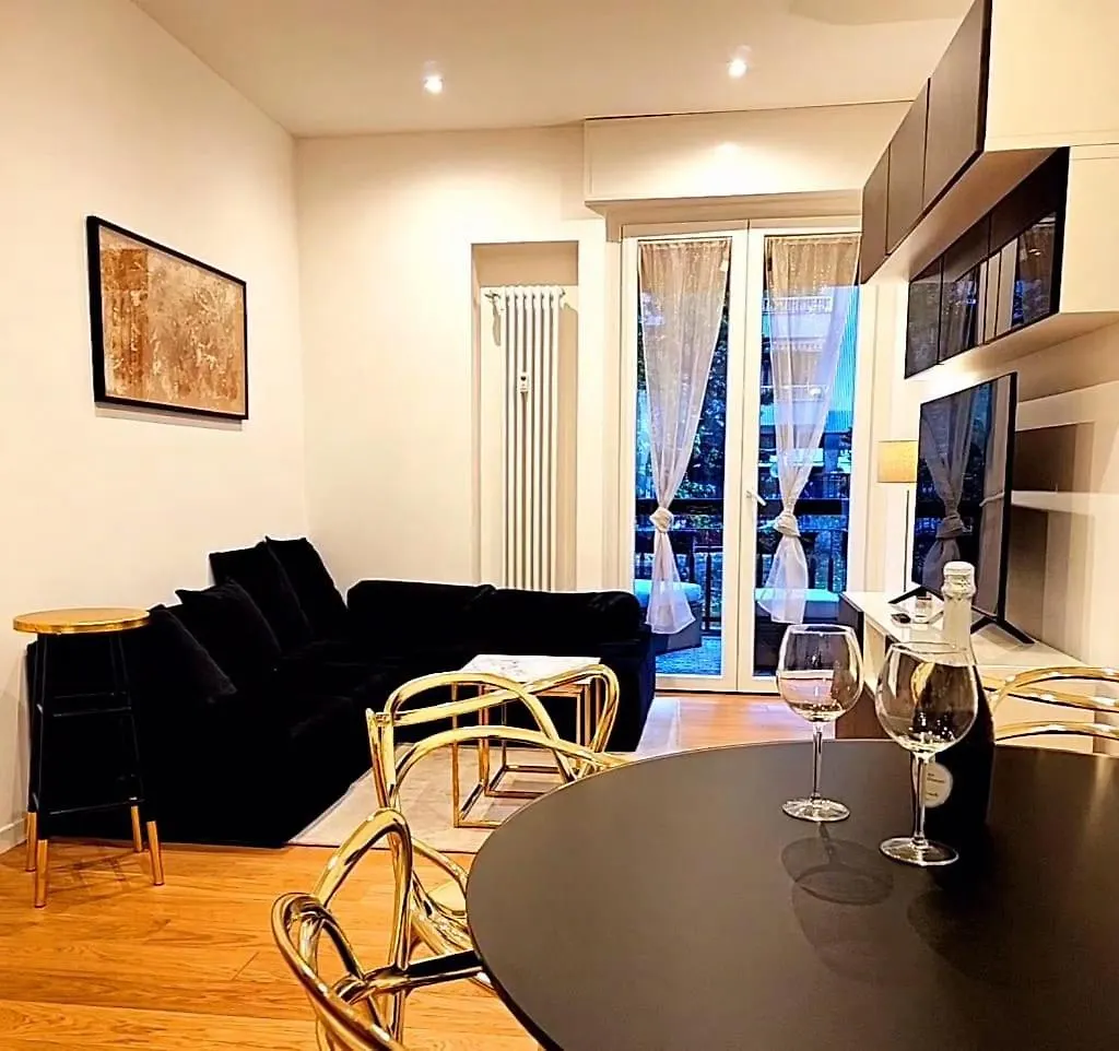 Cozy Apartment Between Sempione, City Life And Mico ! Milan